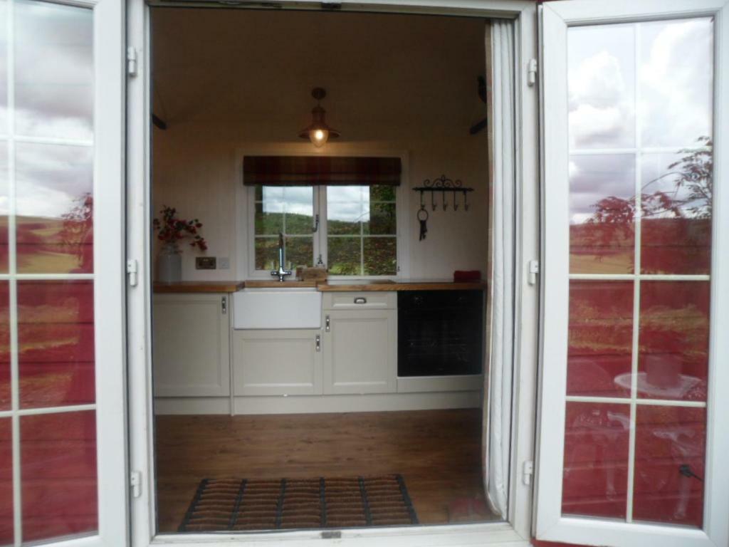 Borthwickbrae Shepherd'S Hut Hawick Eksteriør bilde