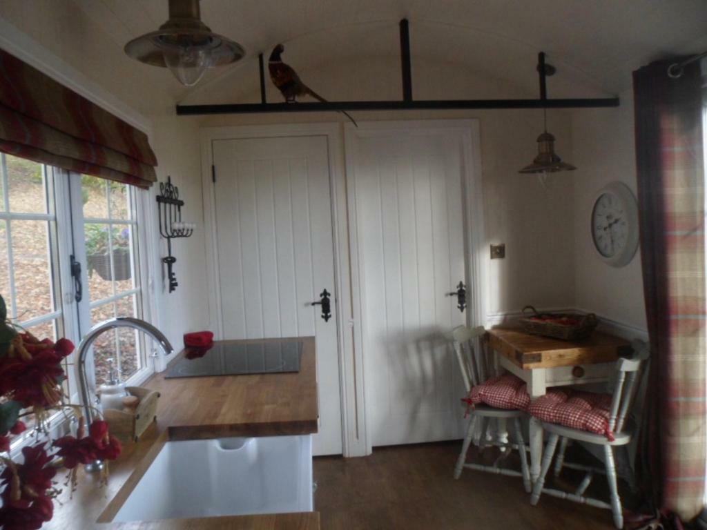 Borthwickbrae Shepherd'S Hut Hawick Eksteriør bilde